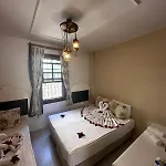 Kaleici Ozkavak Hotel Antalya