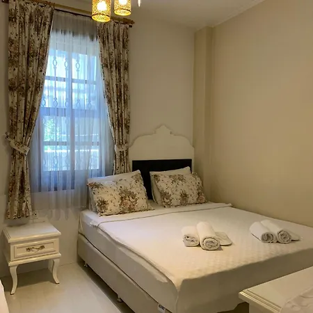 Kaleici Ozkavak Hotel Antalya