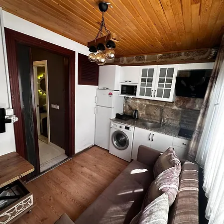 كاليجي أوزكافاك فندق أنطاليا