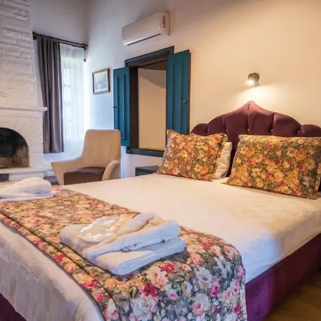 Kaleici Ozkavak 2* Antalya