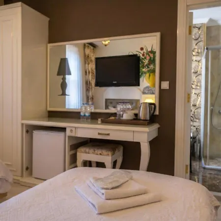 Hotel Kaleici Ozkavak 2*