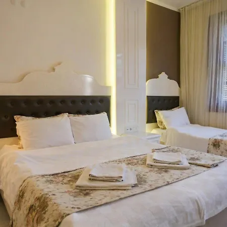 Kaleici Ozkavak Hotel Antalya