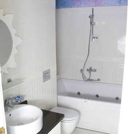 Отель Kaleici Ozkavak 2*